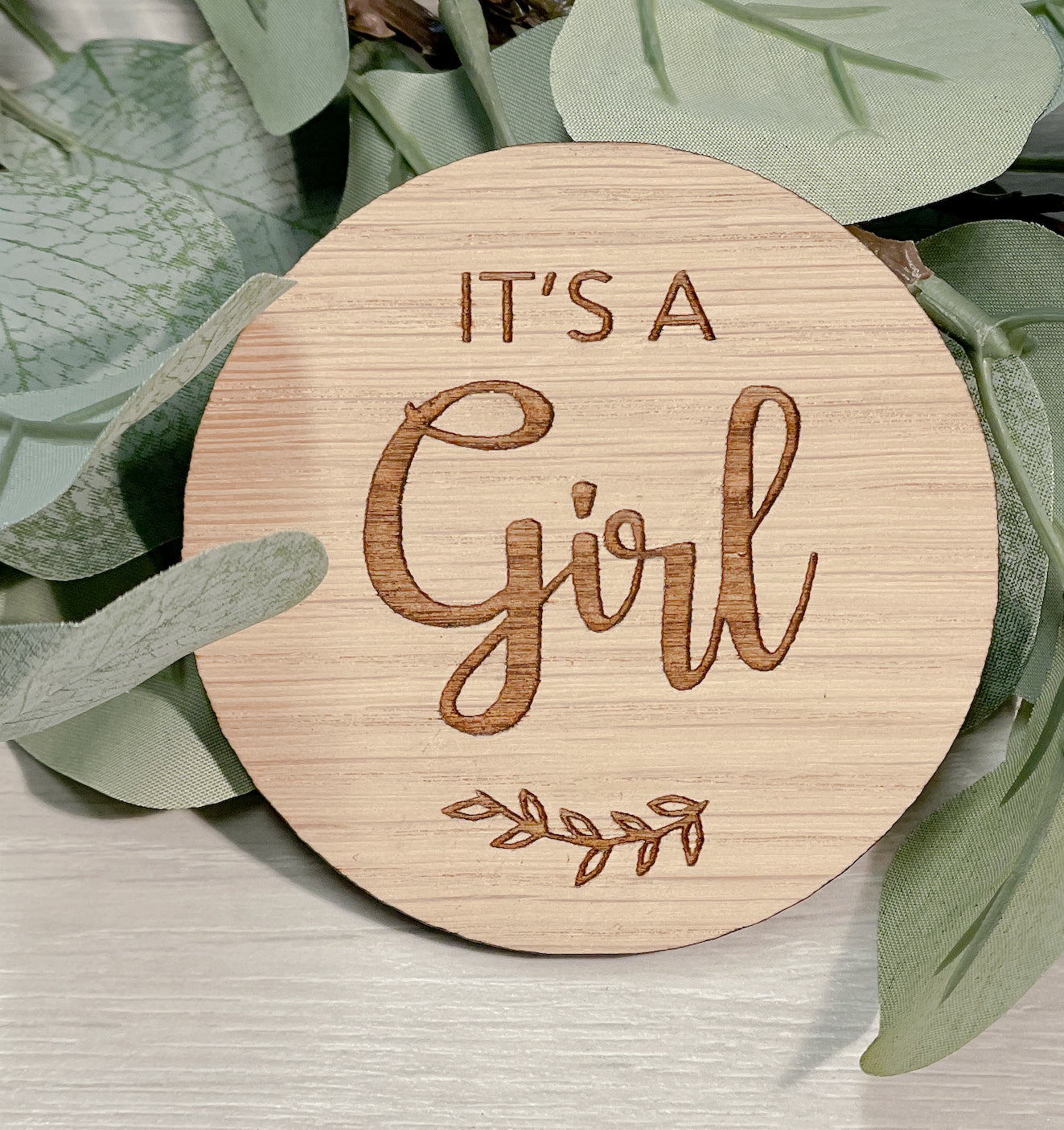 It's a Boy & It's a Girl Wooden Disks Photo Prop