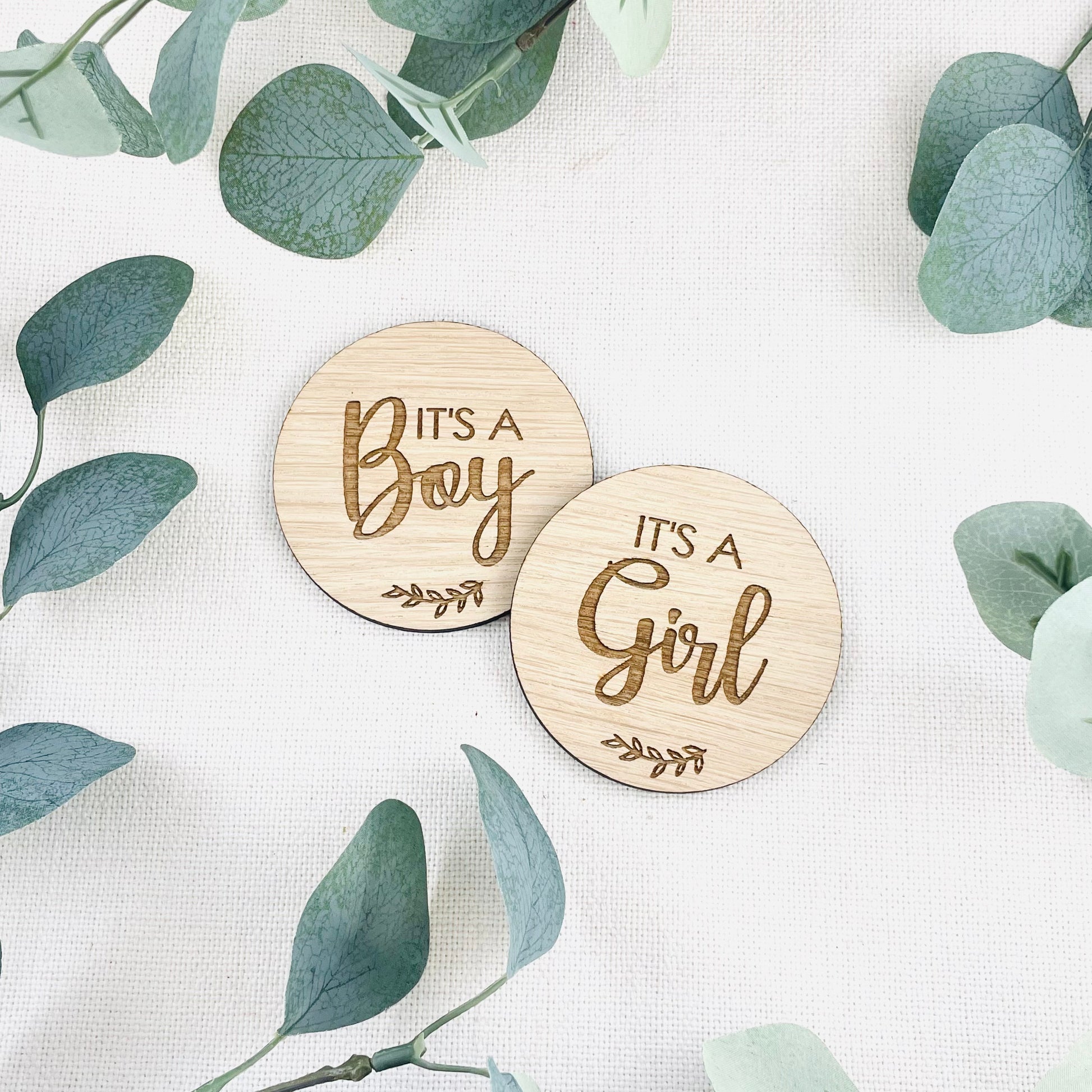 It's a Boy & It's a Girl Wooden Disks Photo Prop